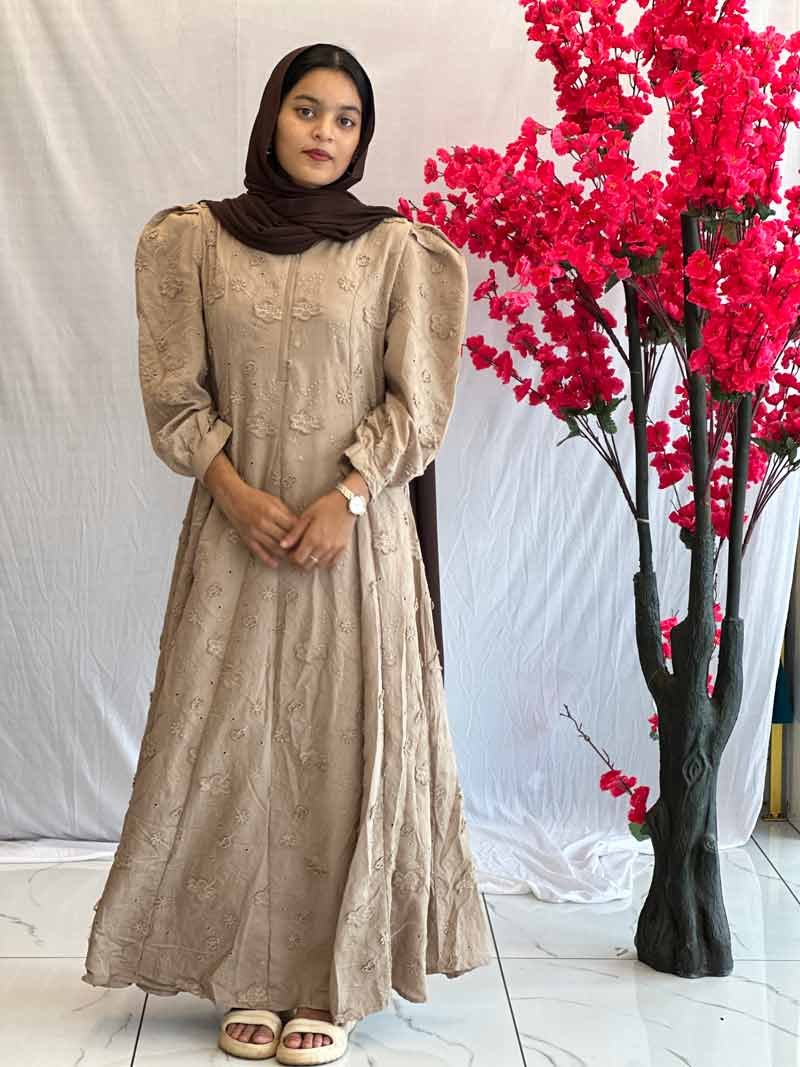 gown